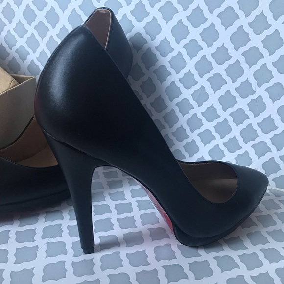 SOLD CHRISTIAN LOUBOUTIN SOLD - Picture 11 of 16